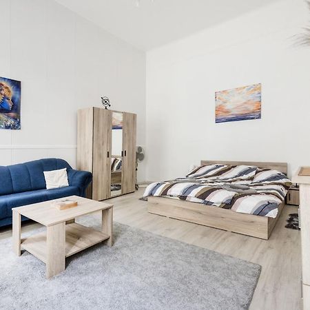 Lovely Studio In The Heart Of Budapest Exteriör bild