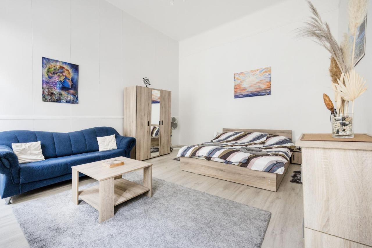 Lovely Studio In The Heart Of Budapest Exteriör bild