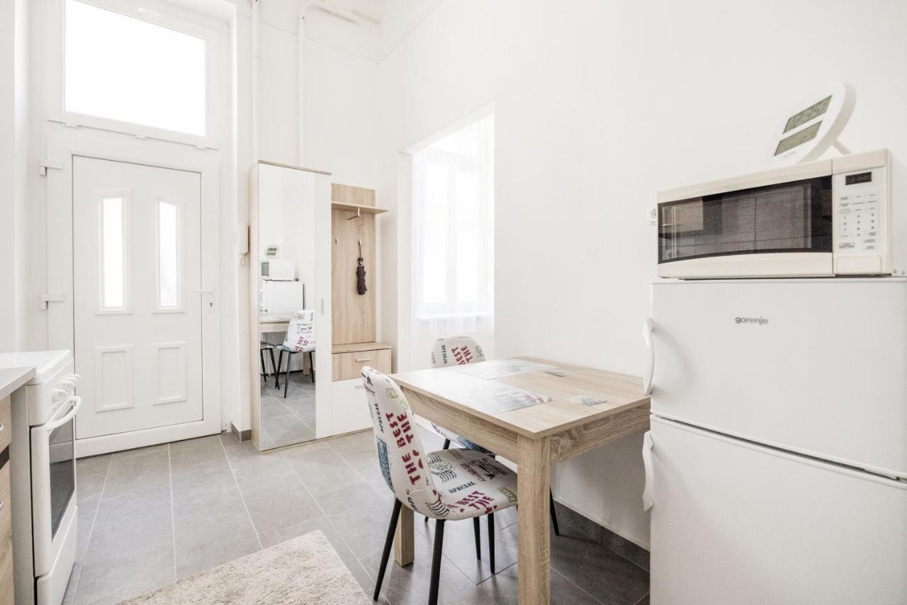 Lovely Studio In The Heart Of Budapest Exteriör bild