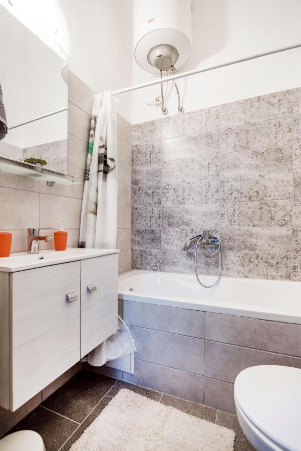 Lovely Studio In The Heart Of Budapest Exteriör bild